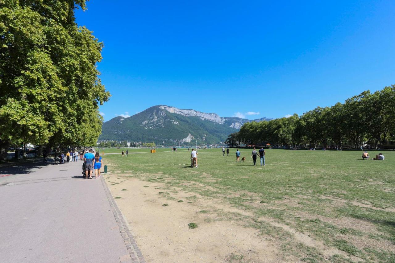 Le Duplex - Hyper Centre - Gare - Wifi - Netflix - Disney + Annecy Exterior photo